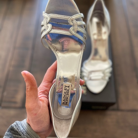 Badgley Mischka heels - Picture 2 of 5